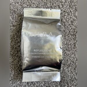 HERA Reflection Skin Glow Cushion Foundation - 00N1 DIA _ GLOW CUSHION Refill